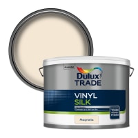 Dulux Trade Vinyl Silk Emulsion Paint 10L Magnolia