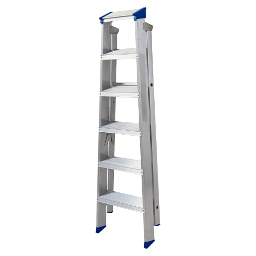 Werner 6 Tread Master trade Swingback Stepladder 1.44 x 2.39 x 0.49m