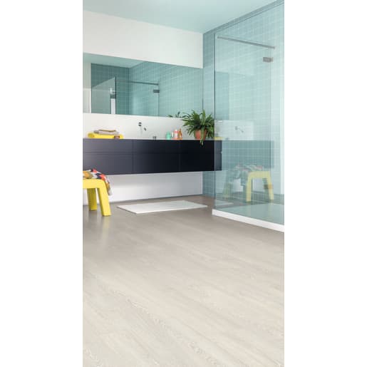 Quick-Step Impressive Patina Classic Oak Light 8mm Laminate Flooring