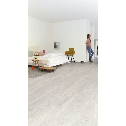 Quick-Step Impressive Patina Classic Oak Grey 8mm Laminate Flooring