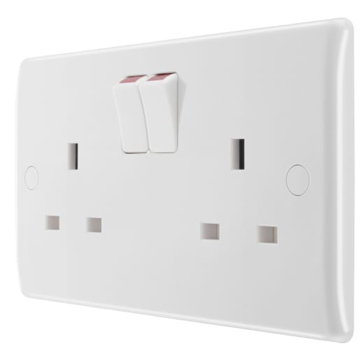 BG Nexus 800 13A Double Switched Socket Round Edge White Moulded