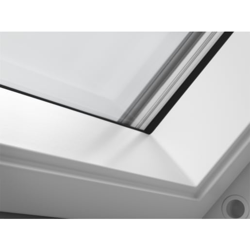 VELUX GGU Centre Pivot Roof Window White Maintenance-Free 78 x 140cm