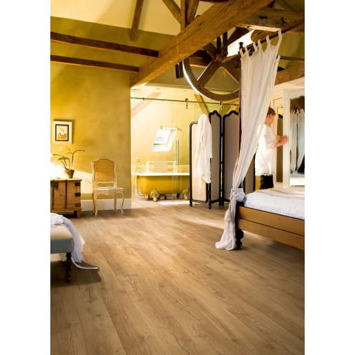 Quick-Step Impressive Ultra Classic Oak Natural Laminate Flooring 