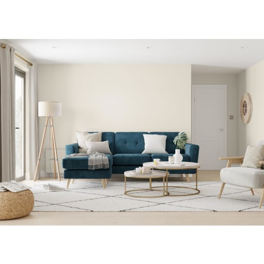 Dulux Trade Vinyl Matt Emulsion Paint 5L Natural Calico