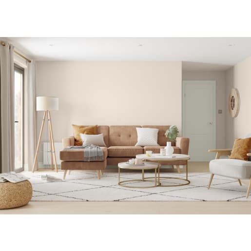 Dulux Trade Vinyl Matt Emulsion Paint 5L Natural Hessian