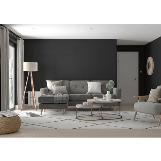 Dulux Trade Vinyl Matt Emulsion Paint 2.5L Black