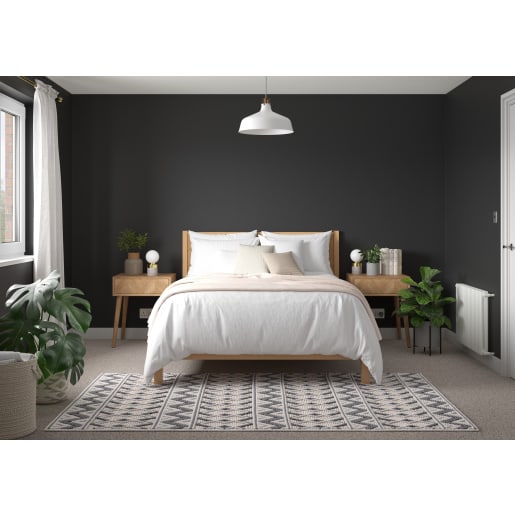 Dulux Trade Vinyl Matt Emulsion Paint 5L Black