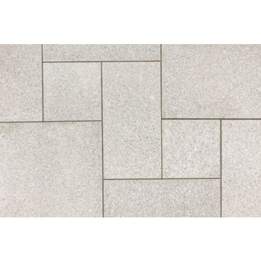 Marshalls Fairstone Granite Eclipse Paving 1206 x 600 x 30mm 11.66m² Light